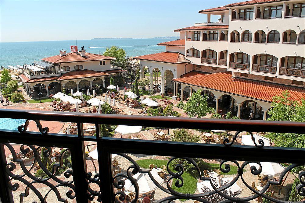 Helena Vip Villas And Suites Pantai Sunny Bagian luar foto