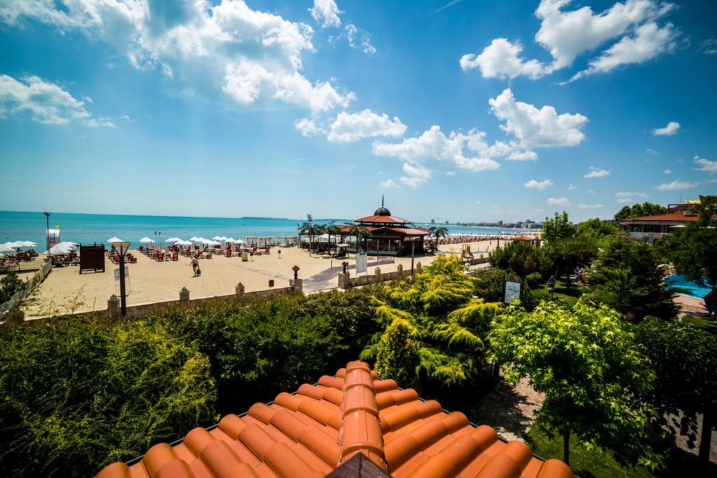 Helena Vip Villas And Suites Pantai Sunny Bagian luar foto